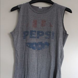 Gray Pepsi tank